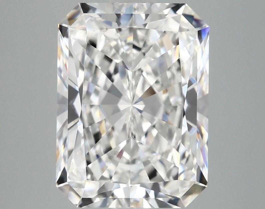 4.92 ct. radiant Lab Grown Diamond front image