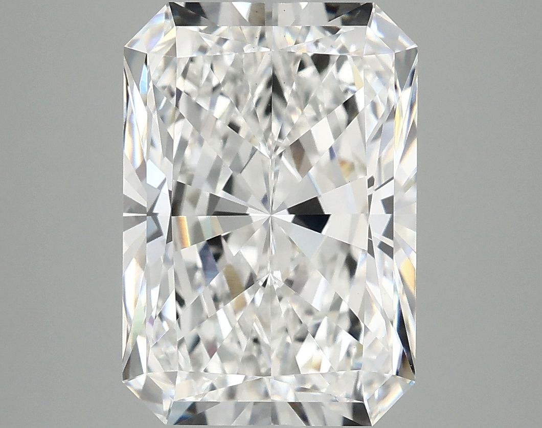 5.03 ct. radiant Lab Grown Diamond front image