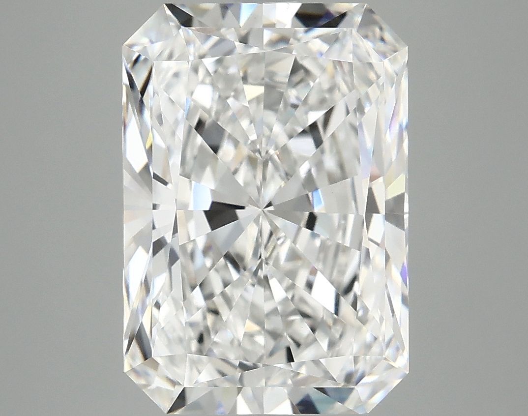 5.07 ct. radiant Lab Grown Diamond front image