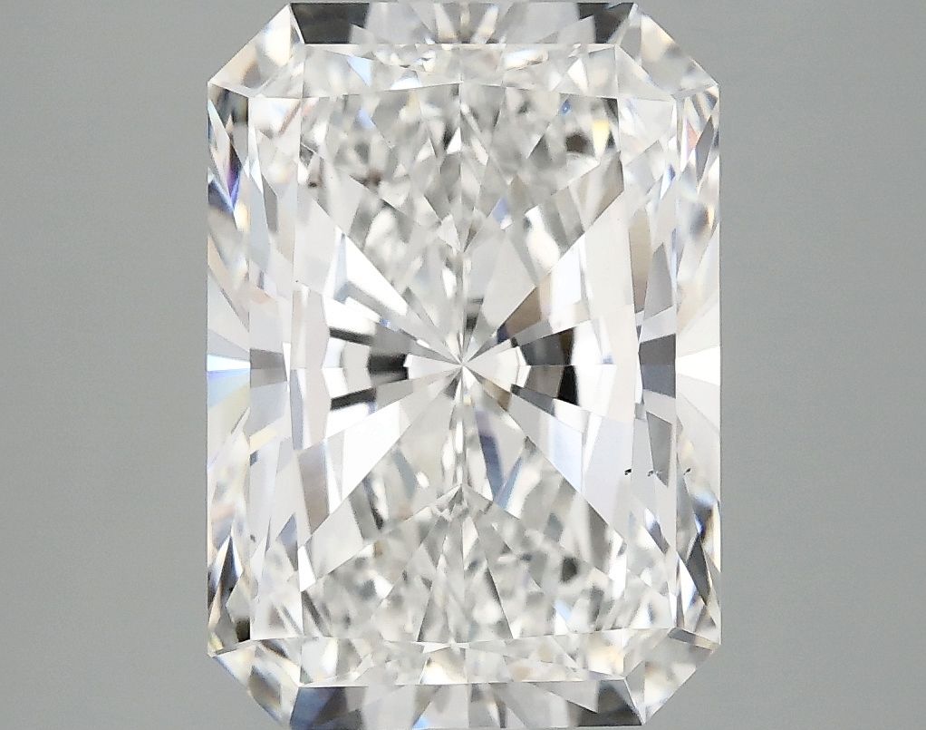 4.66 ct. radiant Lab Grown Diamond front image