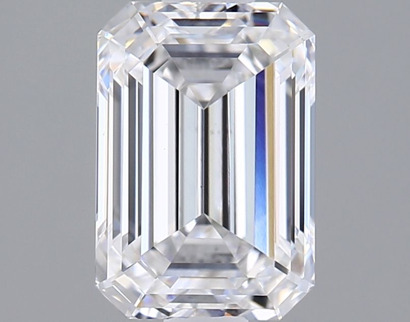 1.22 ct lab-grown Emerald Diamond