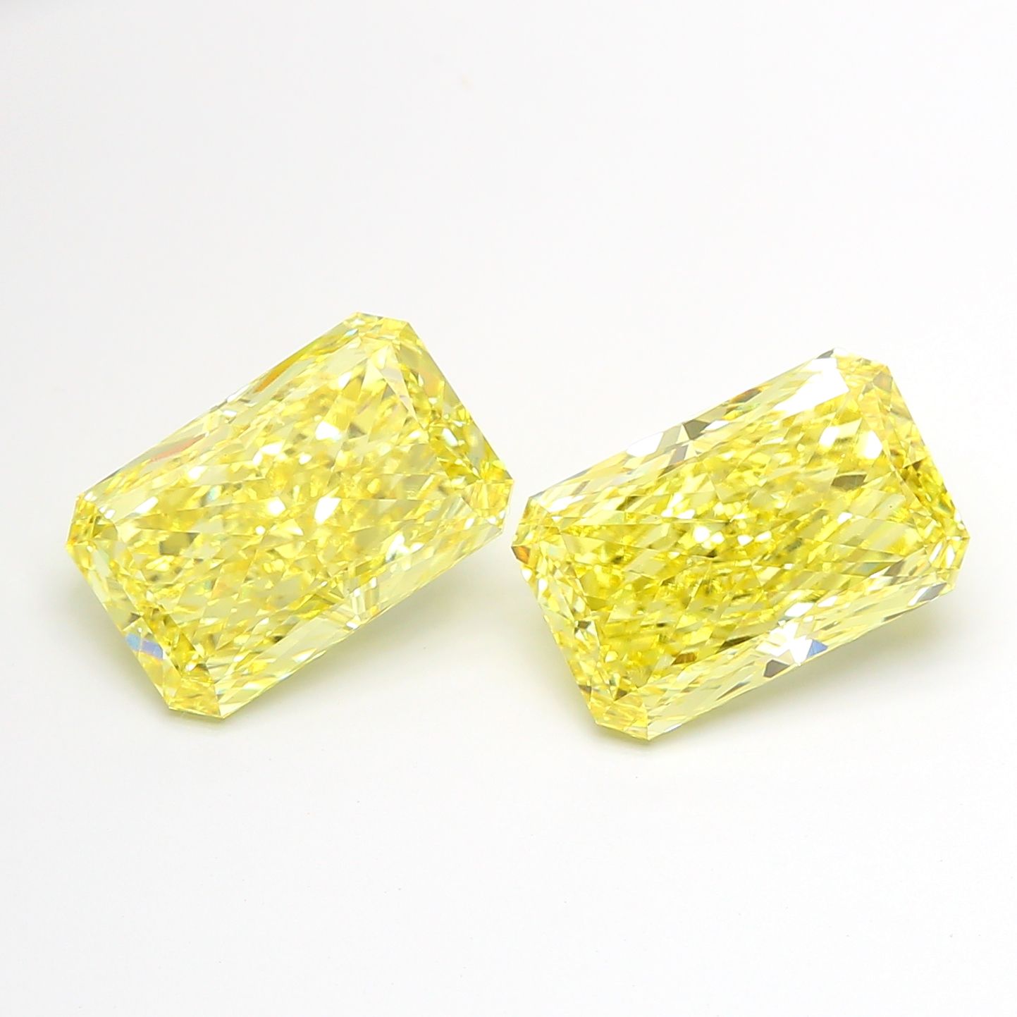 6.00 ct. radiant Lab Grown Diamond front image