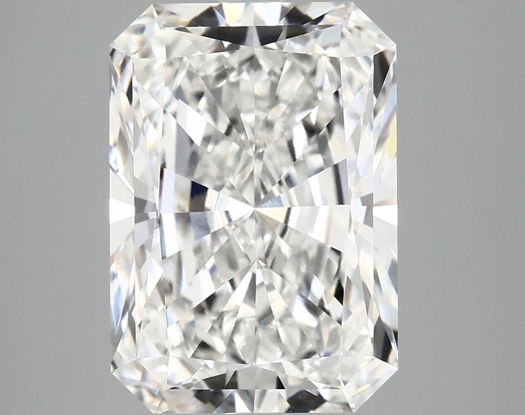 5.07 ct. radiant Lab Grown Diamond front image