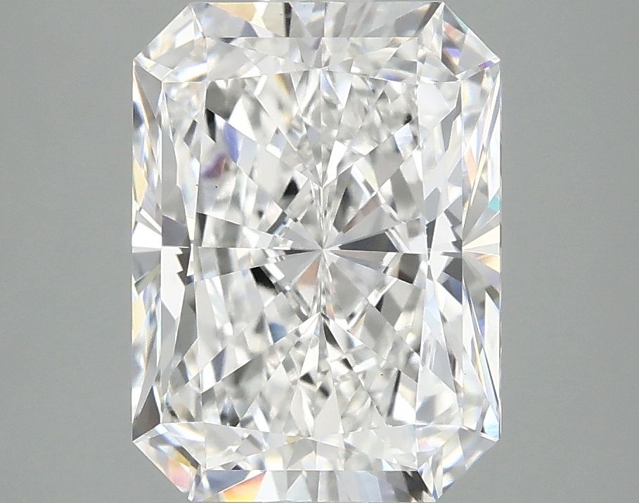 3.79 ct. radiant Lab Grown Diamond front image