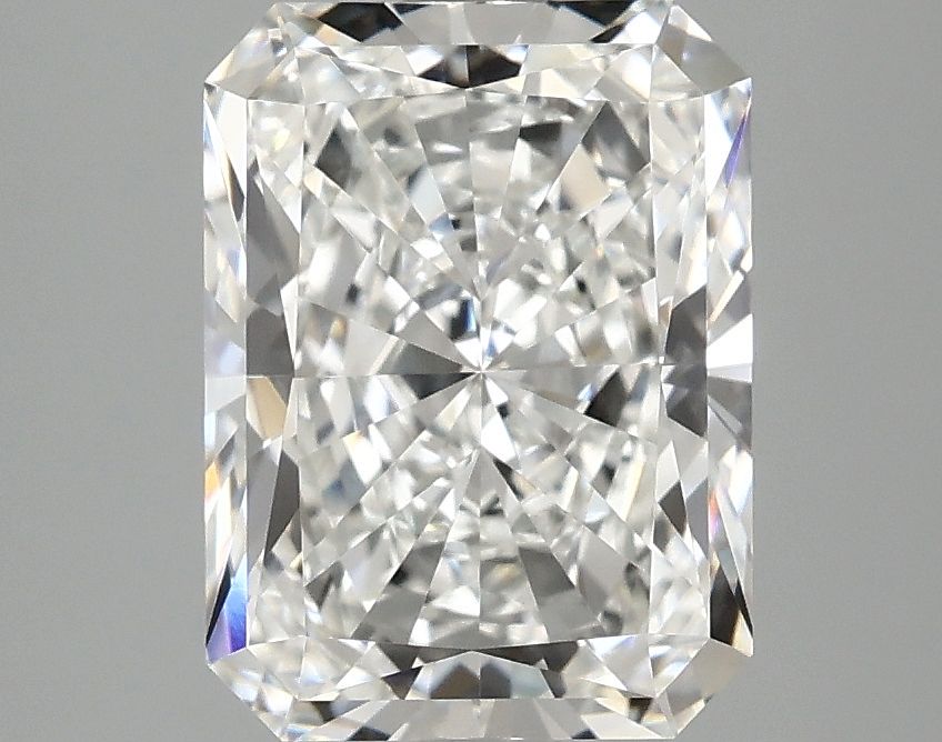 2.94 ct. radiant Lab Grown Diamond front image