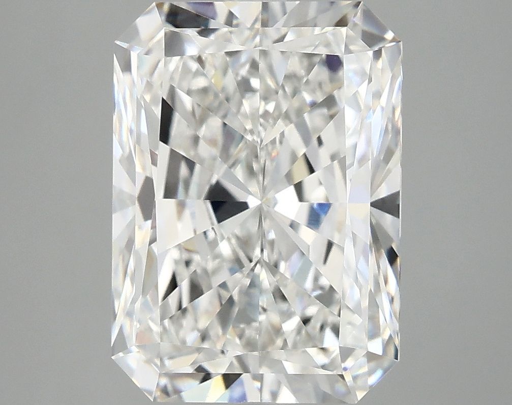 4.99 ct. radiant Lab Grown Diamond front image