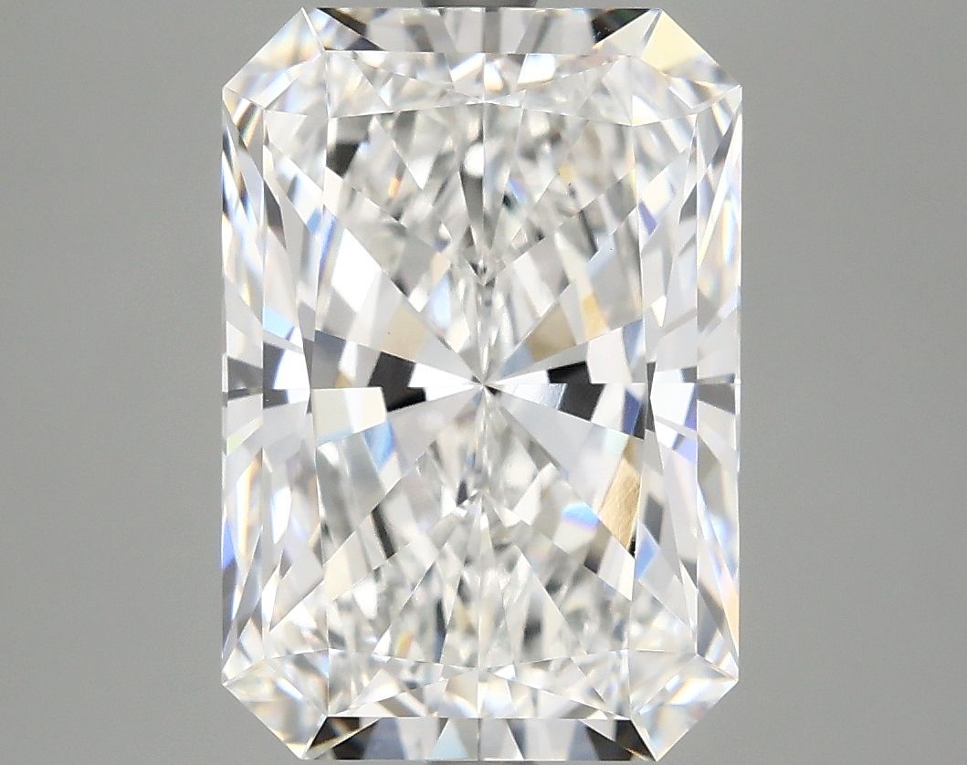 4.99 ct. radiant Lab Grown Diamond front image