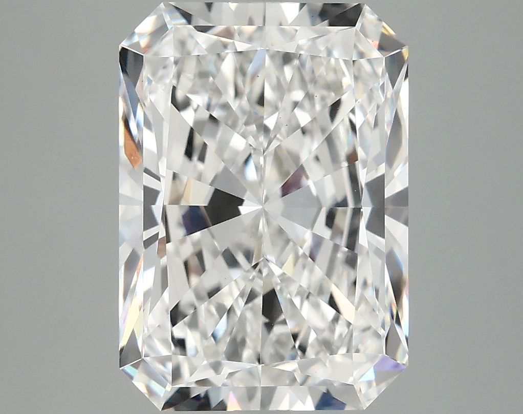 5.04 ct. radiant Lab Grown Diamond front image