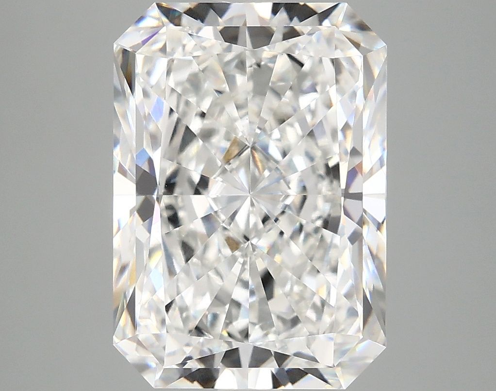4.90 ct. radiant Lab Grown Diamond front image