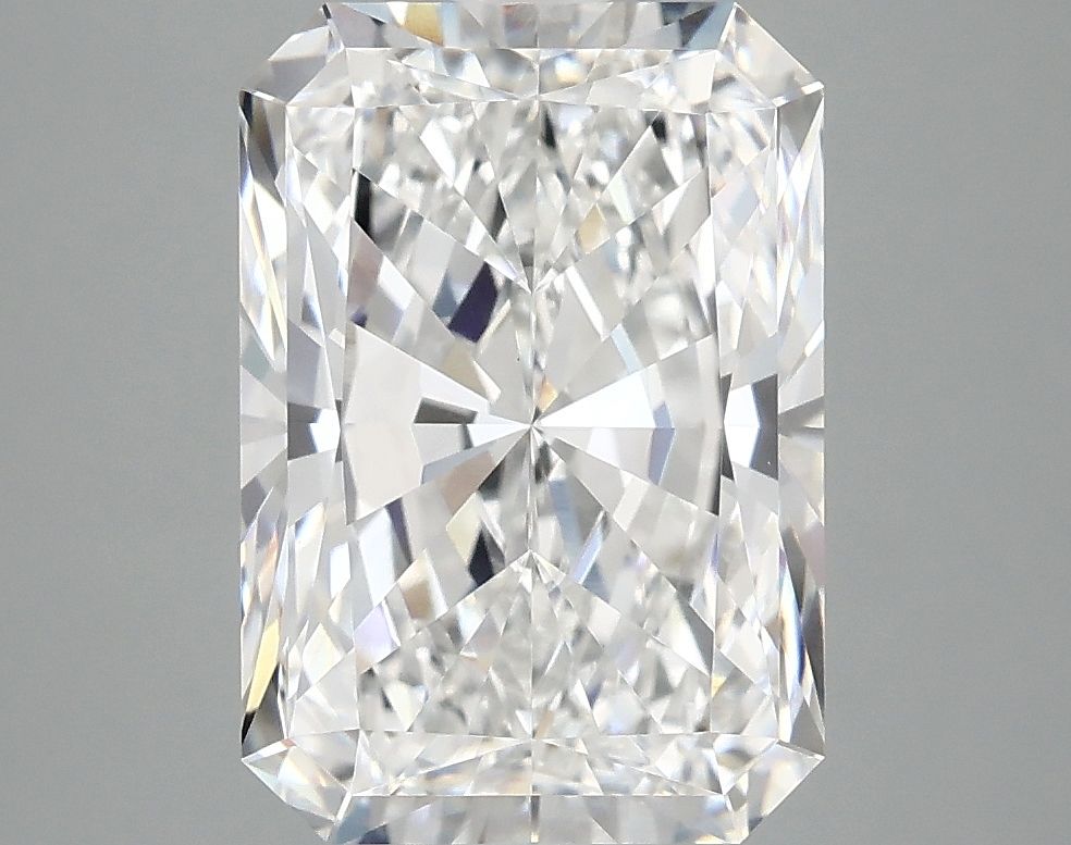 4.06 ct. radiant Lab Grown Diamond front image