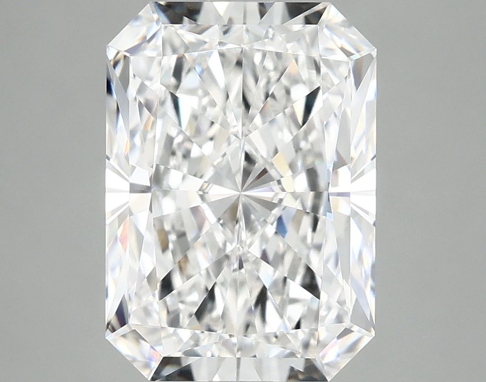 4.18 ct. radiant Lab Grown Diamond front image