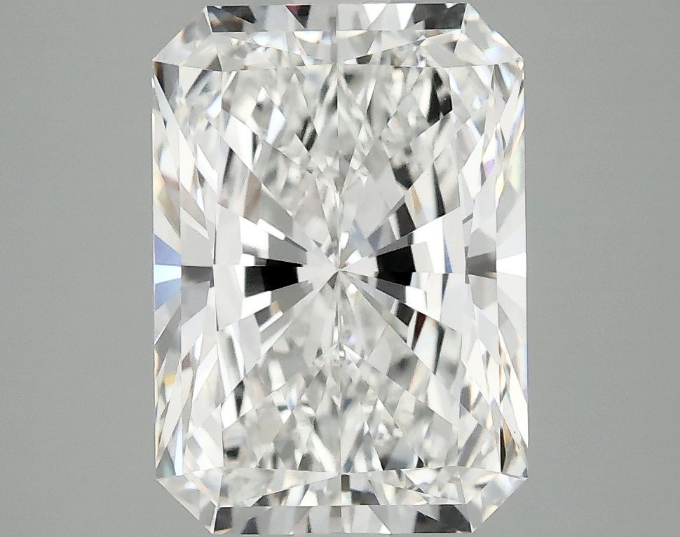 3.87 ct. radiant Lab Grown Diamond front image