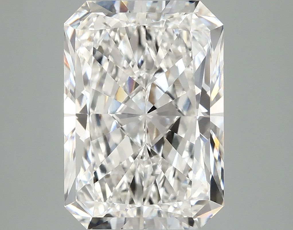 4.03 ct. radiant Lab Grown Diamond front image