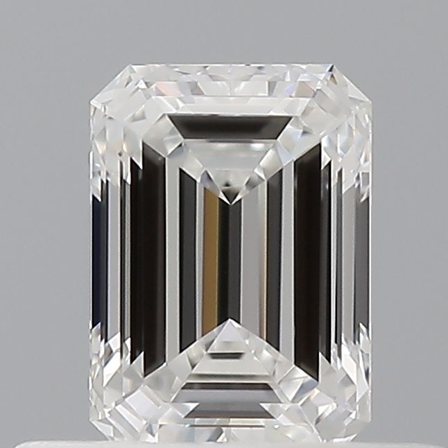 0.50 ct Emerald diamond