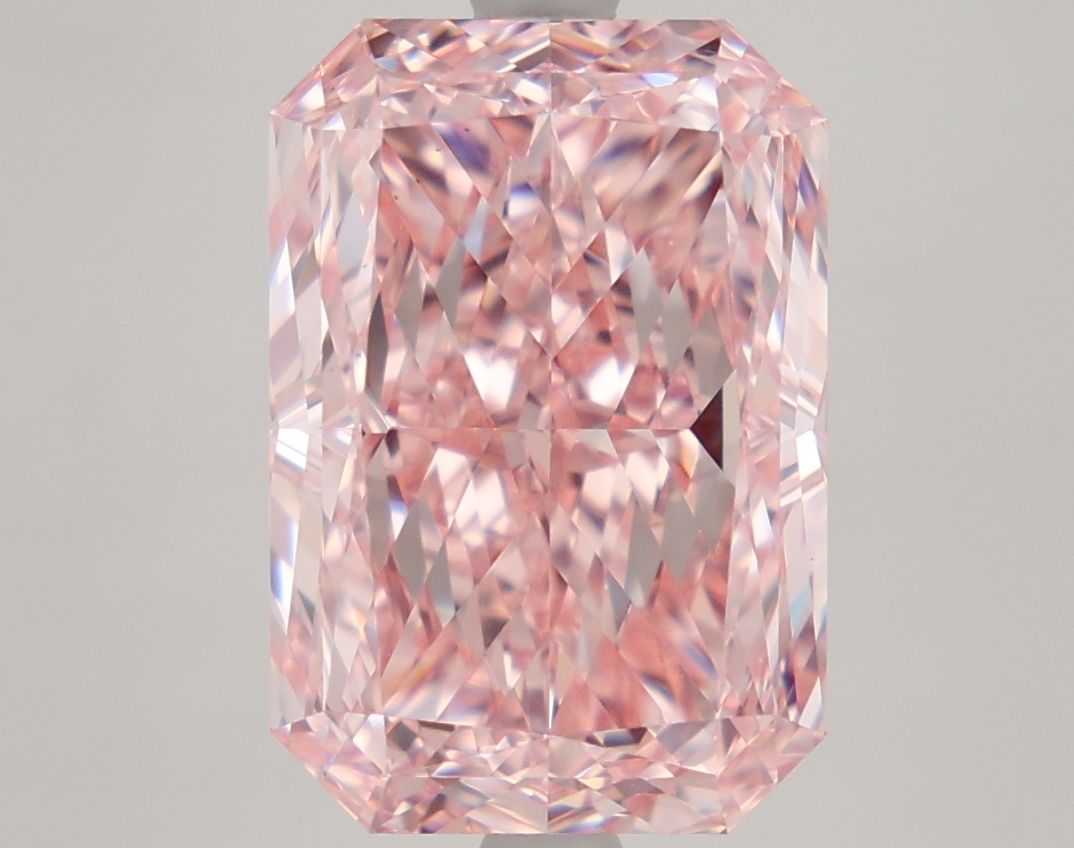 5.77 ct. radiant Lab Grown Diamond front image