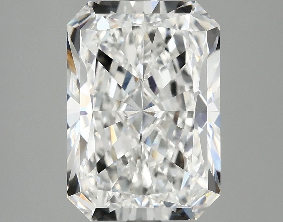 3.93 ct. radiant Lab Grown Diamond front image