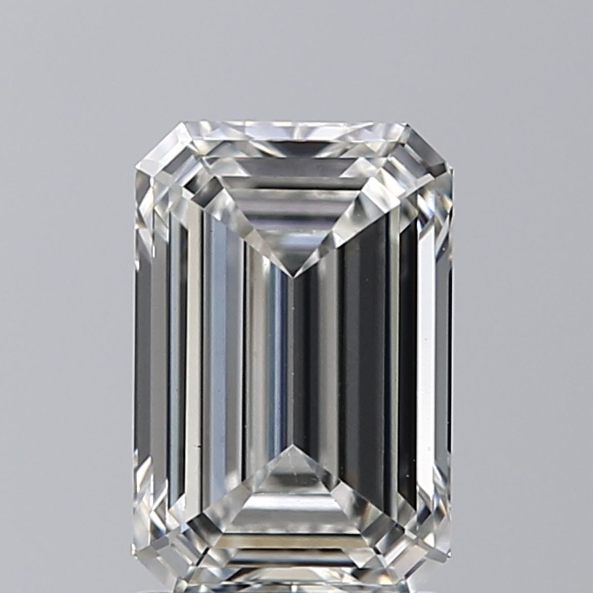 1.71 ct. emerald Lab Grown Diamond front image