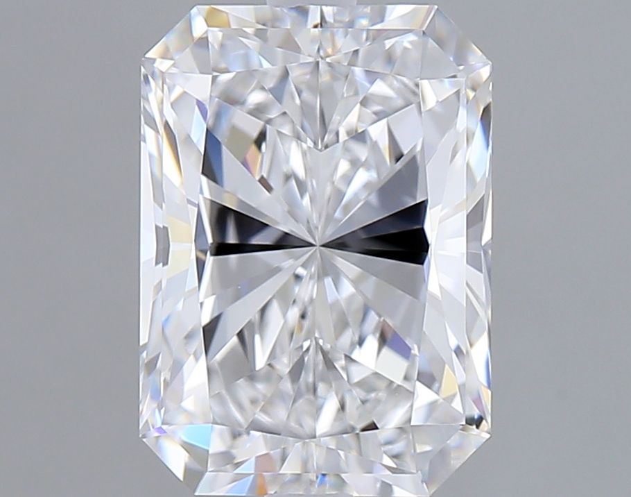 3.05 ct. radiant Lab Grown Diamond front image