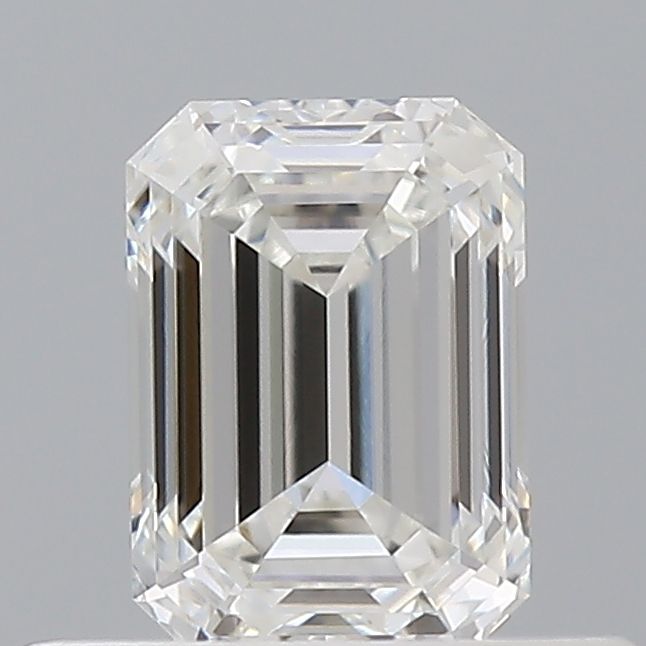 0.51 ct Emerald diamond