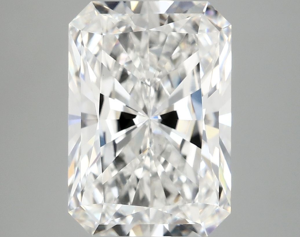4.89 ct. radiant Lab Grown Diamond front image