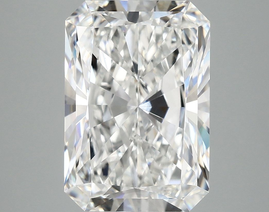 4.89 ct. radiant Lab Grown Diamond front image