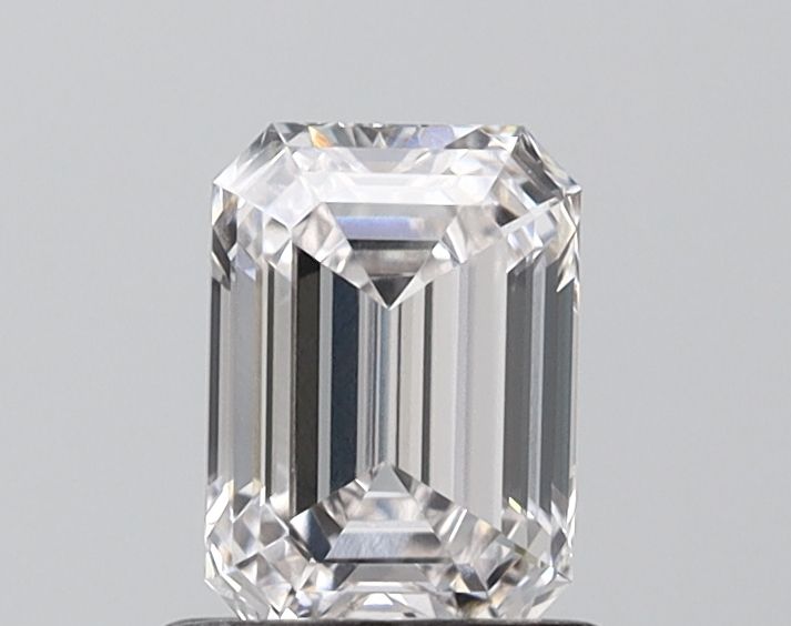 1.06 ct. emerald Lab Grown Diamond front image