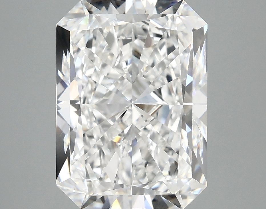 3.93 ct. radiant Lab Grown Diamond front image