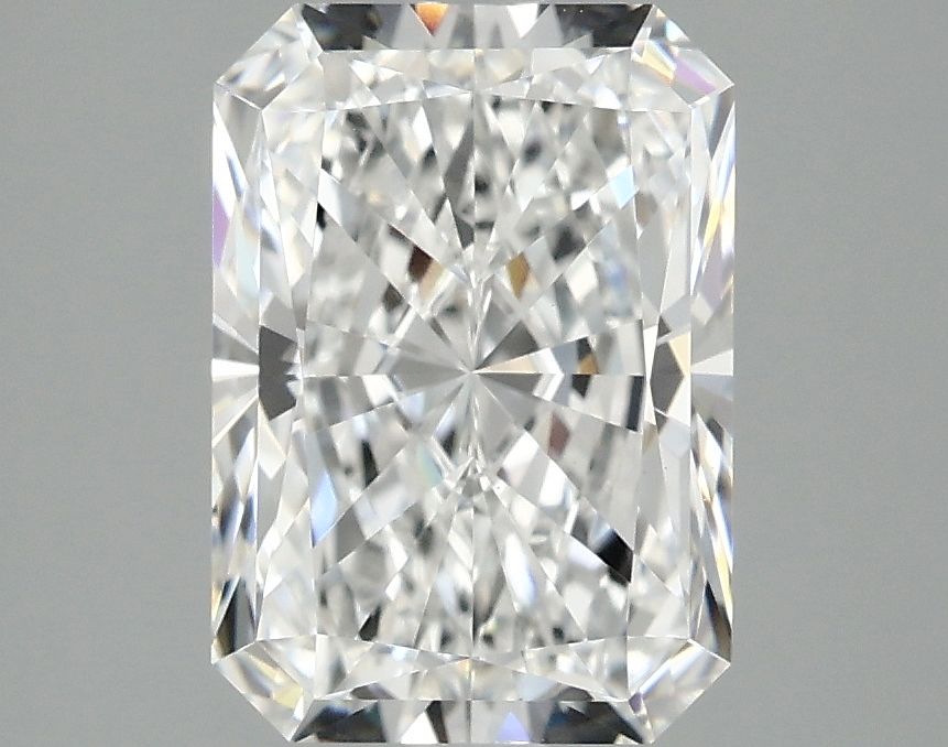 2.59 ct. radiant Lab Grown Diamond front image