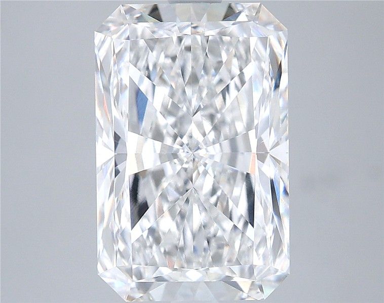 4.56 ct. radiant Lab Grown Diamond front image