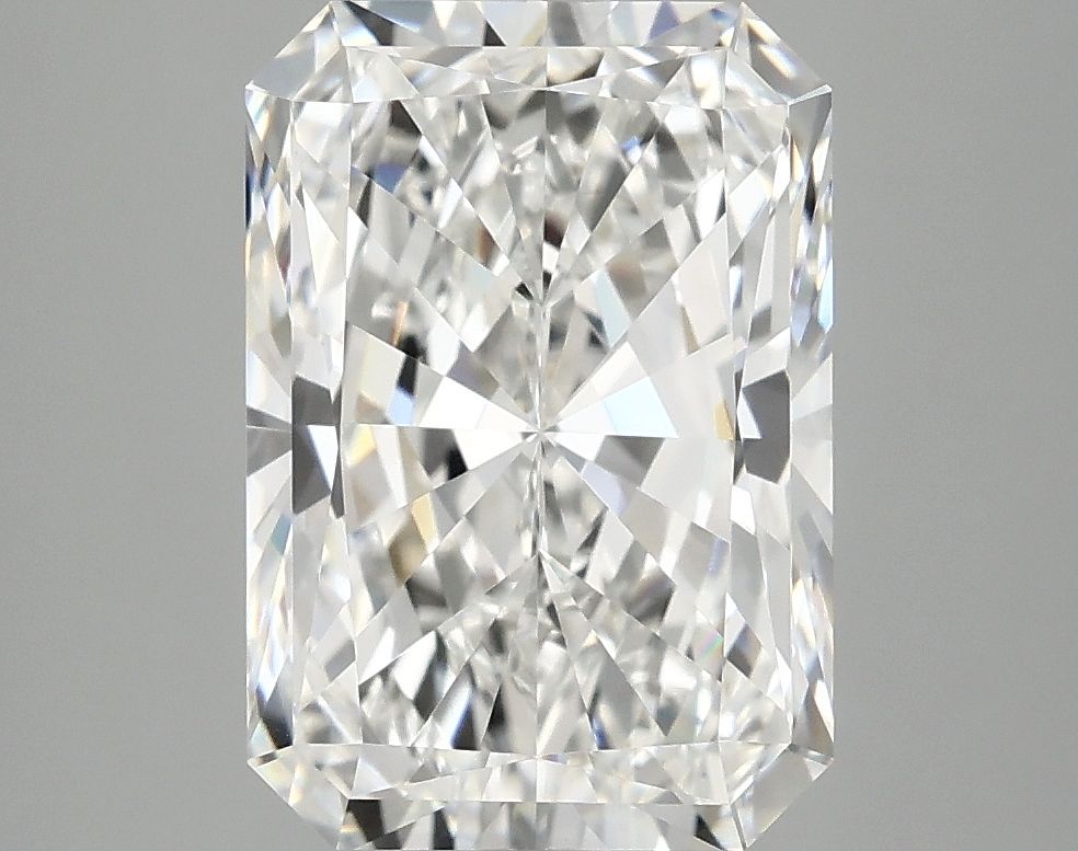 3.98 ct. radiant Lab Grown Diamond front image