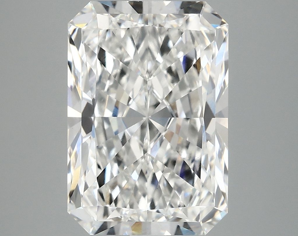 4.80 ct. radiant Lab Grown Diamond front image