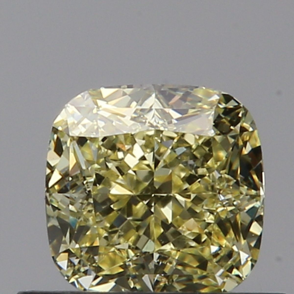 0.64 ct Cushion Modified diamond