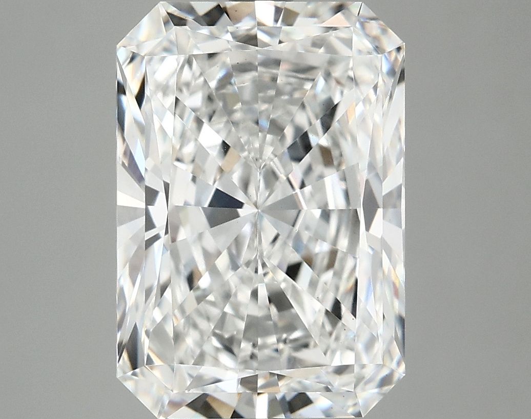 4.88 ct. radiant Lab Grown Diamond front image