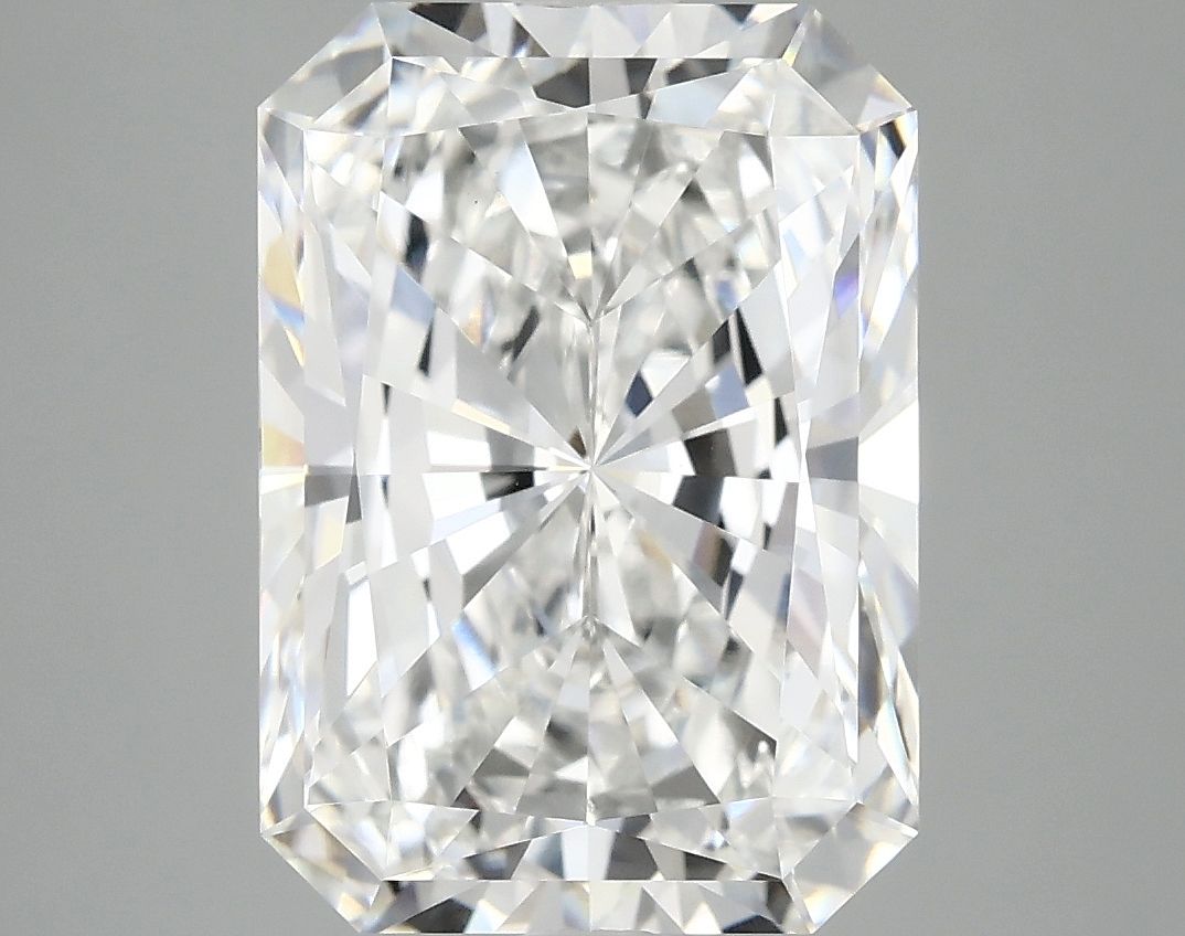 4.99 ct. radiant Lab Grown Diamond front image