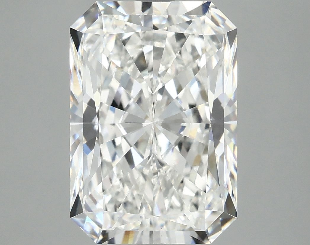 4.94 ct. radiant Lab Grown Diamond front image
