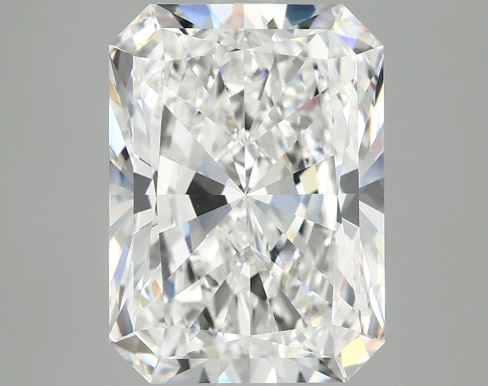 4.88 ct. radiant Lab Grown Diamond front image