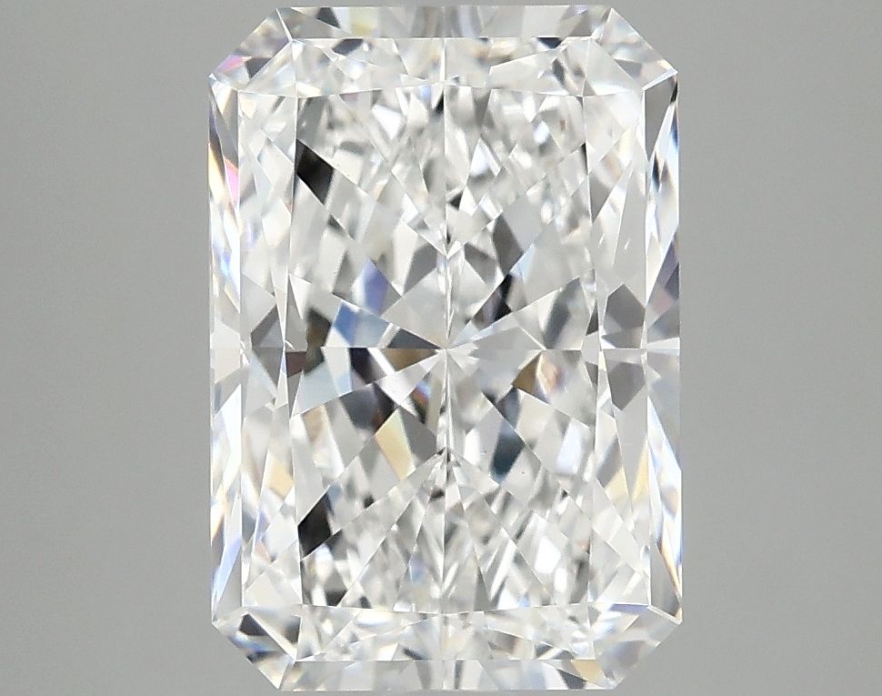 3.91 ct. radiant Lab Grown Diamond front image
