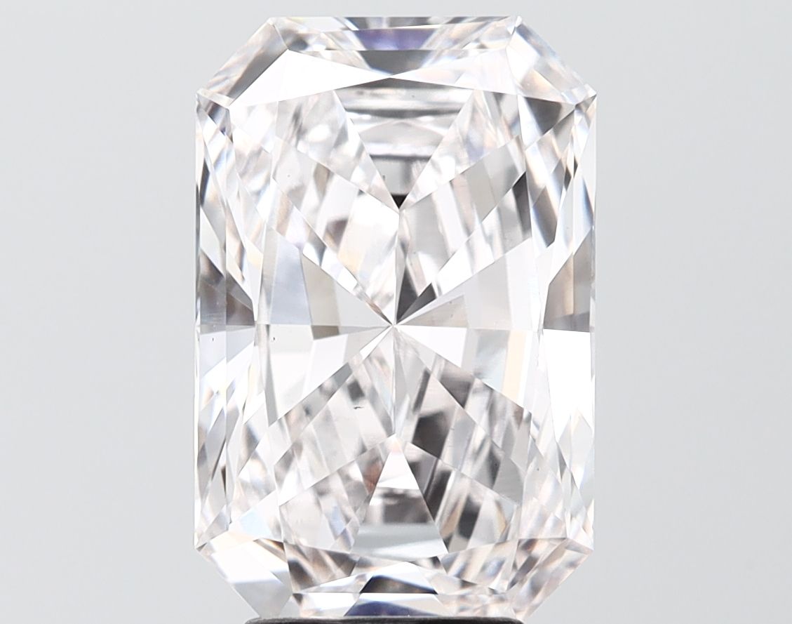 5.00 ct. radiant Lab Grown Diamond front image