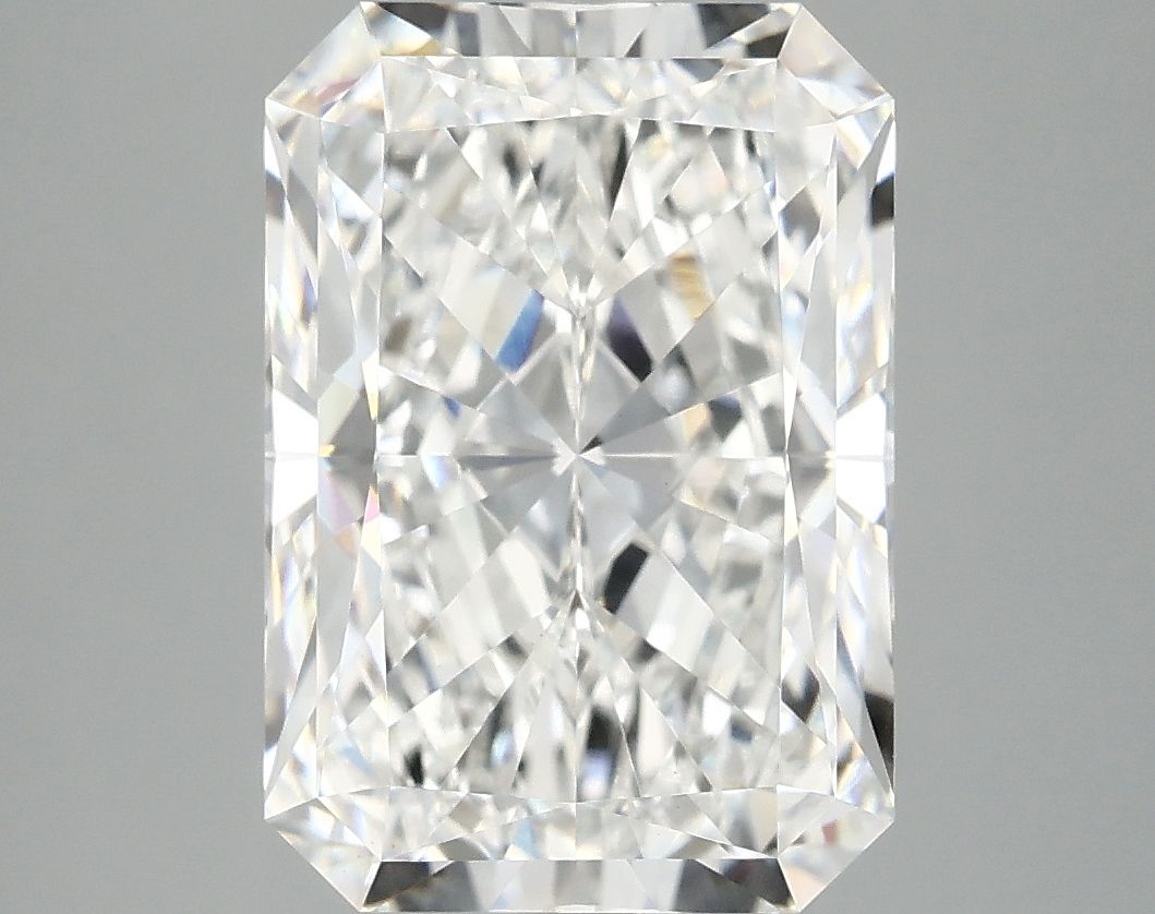 4.99 ct. radiant Lab Grown Diamond front image