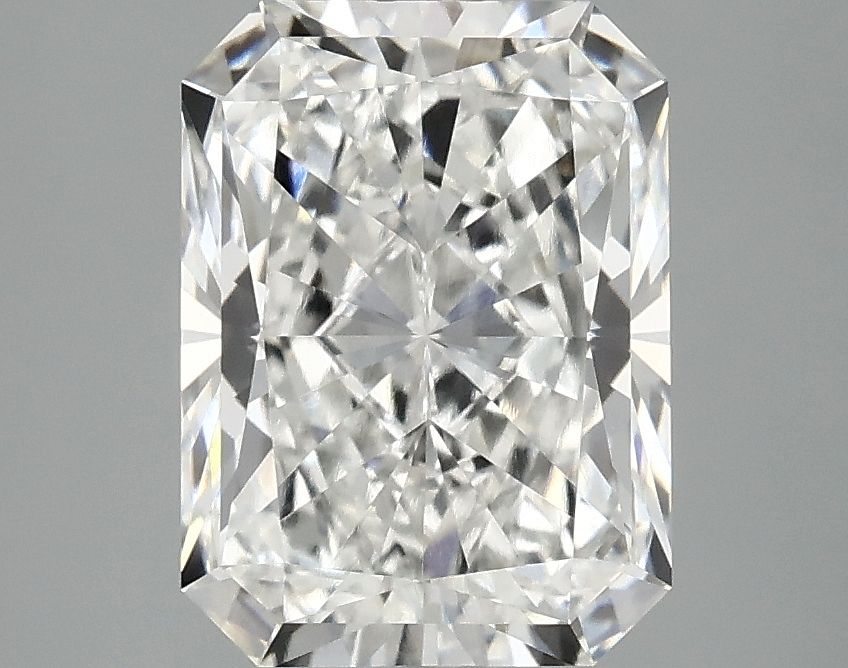 3.08 ct. radiant Lab Grown Diamond front image