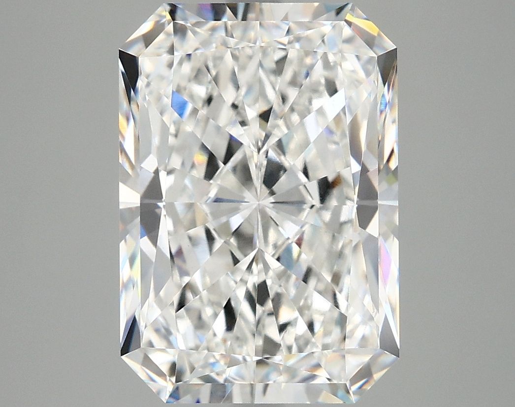 5.07 ct. radiant Lab Grown Diamond front image