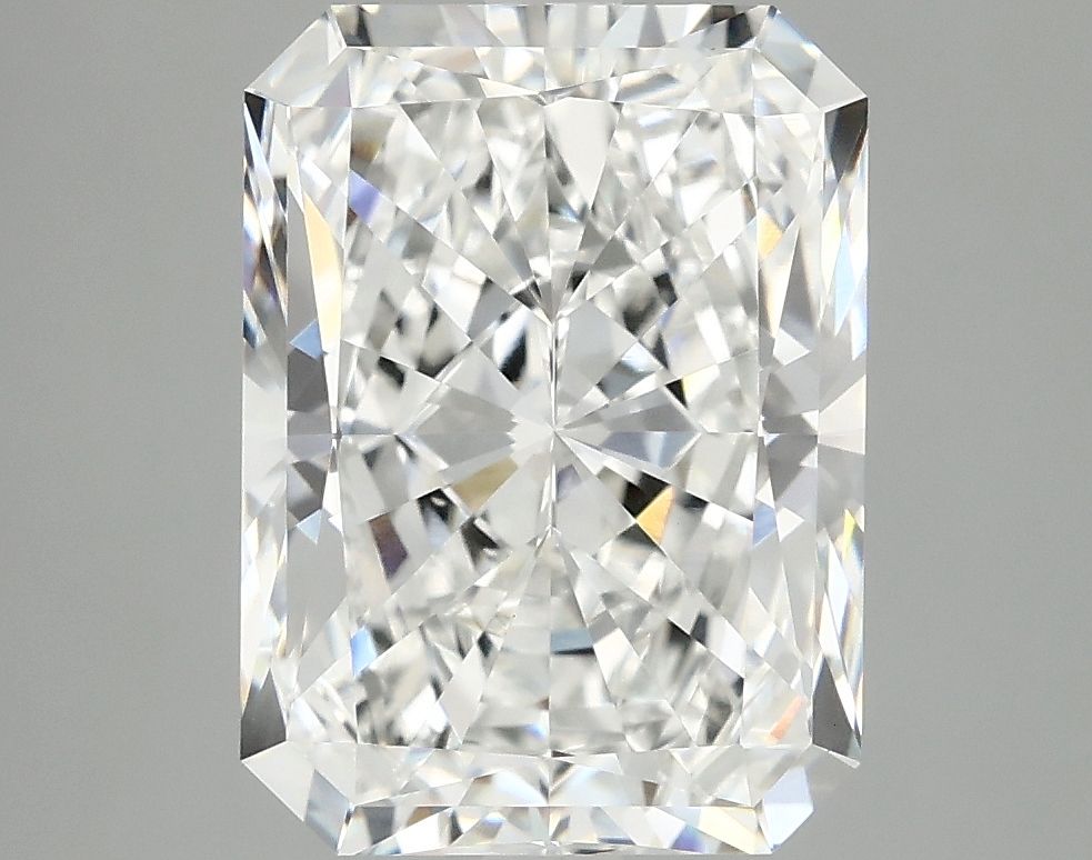 4.86 ct. radiant Lab Grown Diamond front image