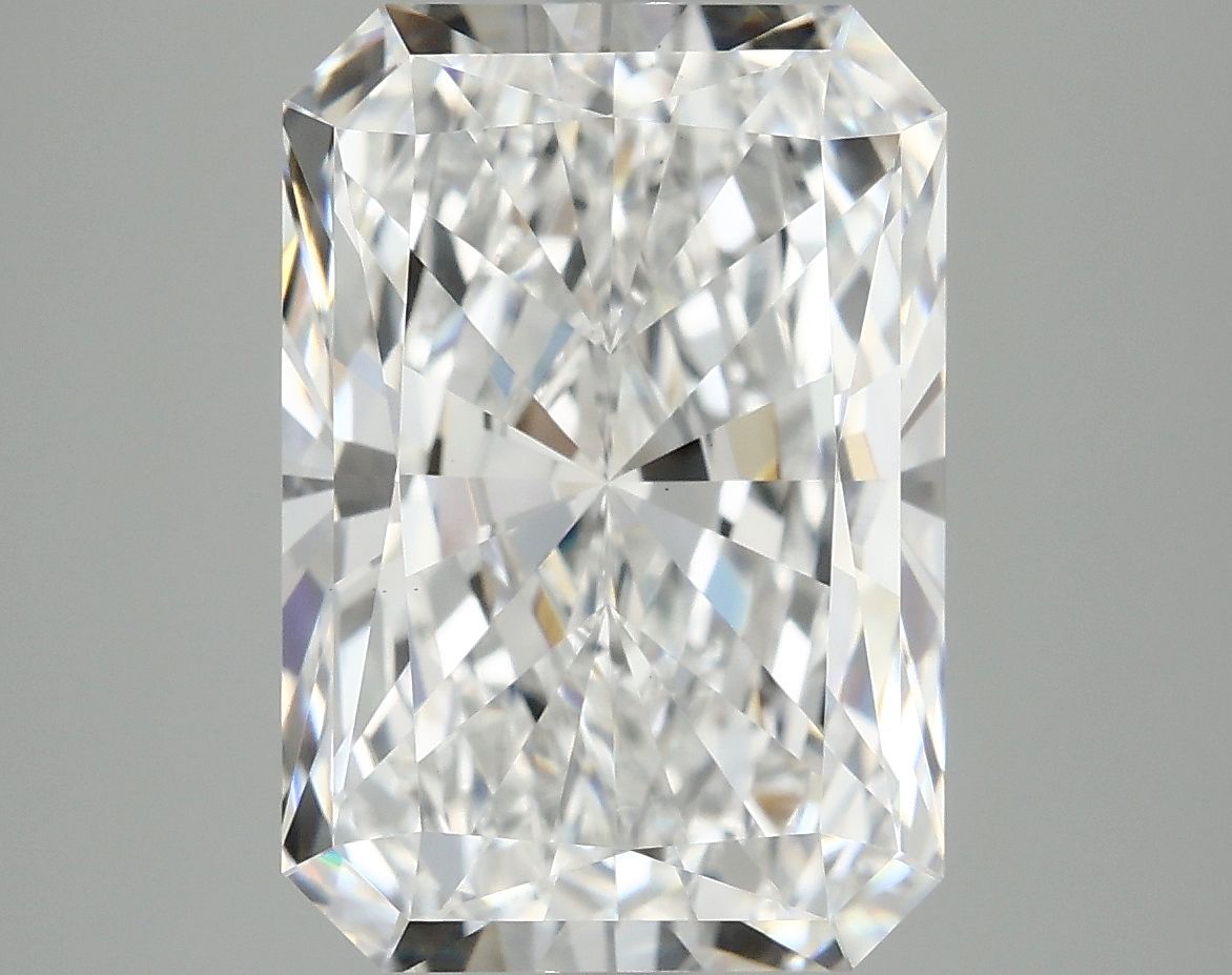 4.84 ct. radiant Lab Grown Diamond front image