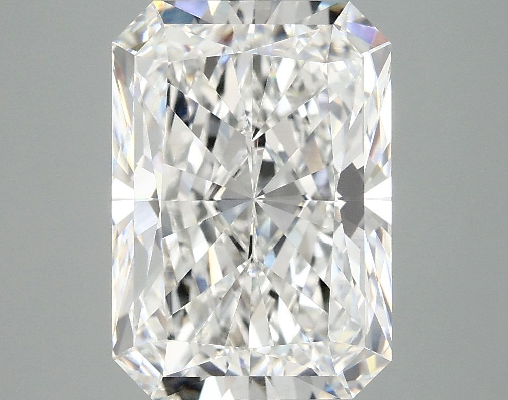 4.97 ct. radiant Lab Grown Diamond front image