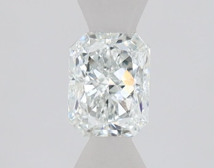 0.43 Carat Radiant Diamond F SI1