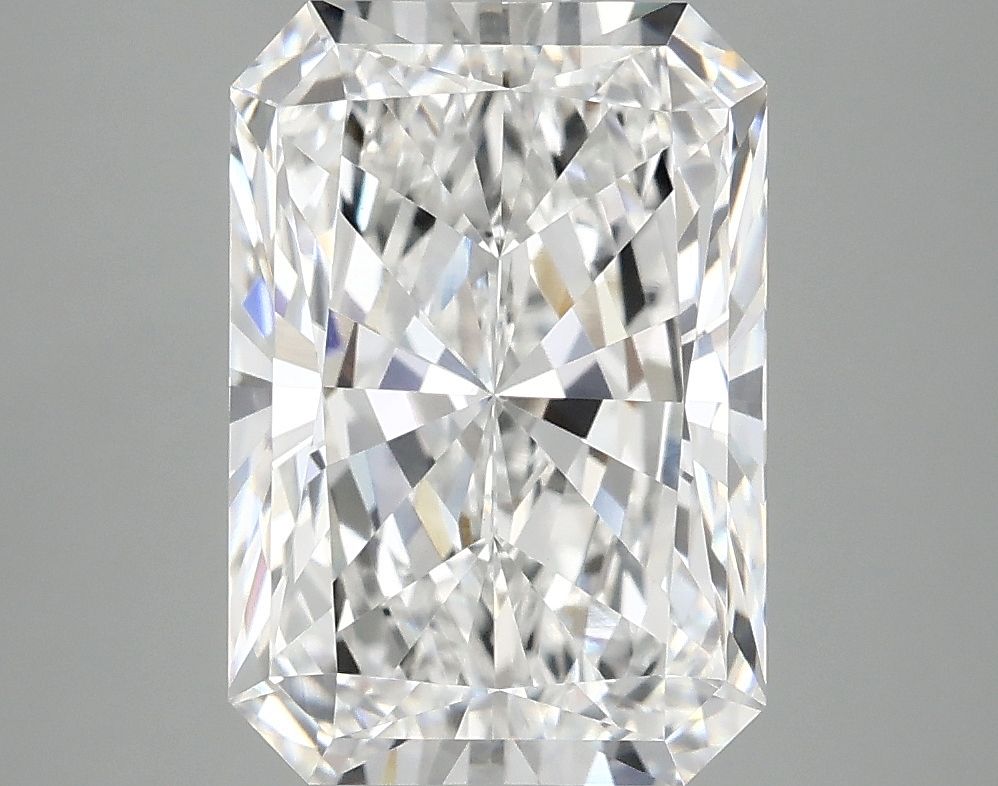 4.19 ct. radiant Lab Grown Diamond front image