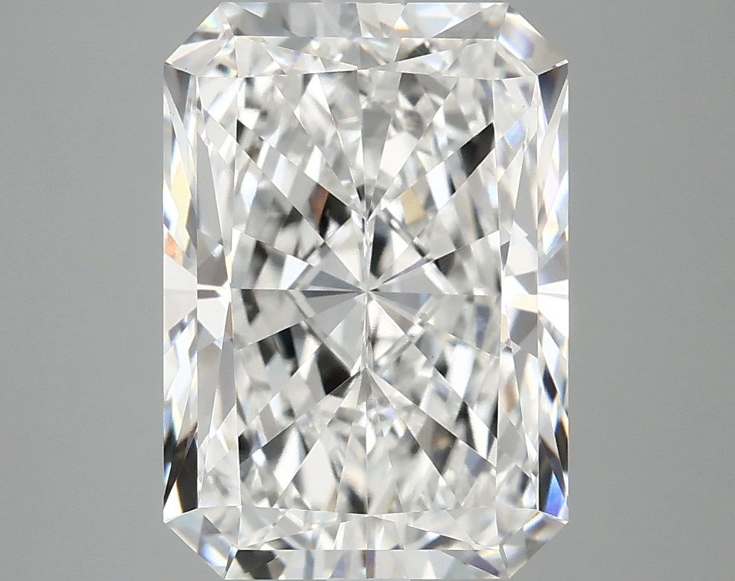 5.01 ct. radiant Lab Grown Diamond front image
