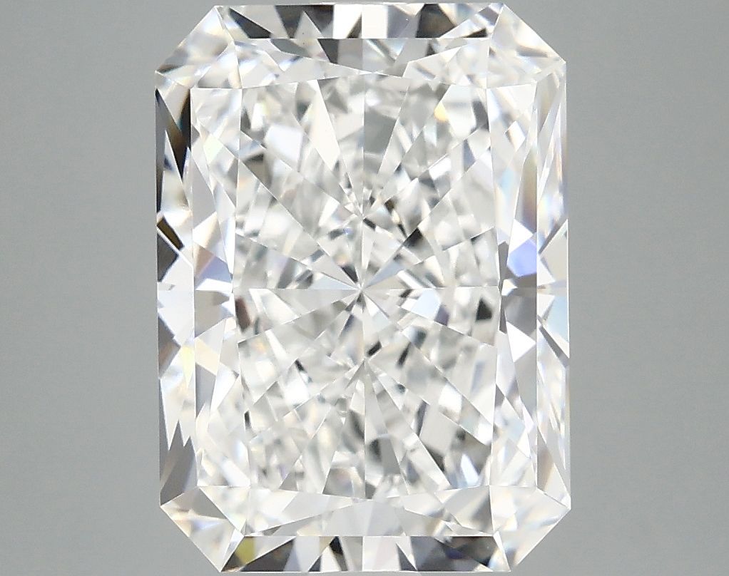 5.07 ct. radiant Lab Grown Diamond front image