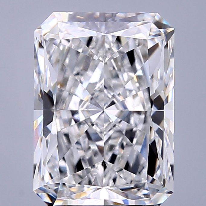 2.56 ct. radiant Lab Grown Diamond front image