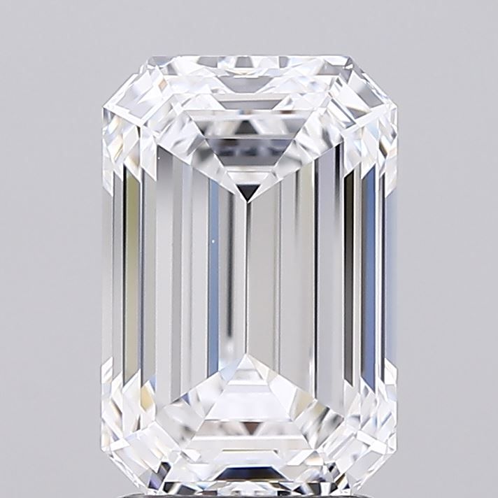 2.54 ct. emerald Lab Grown Diamond front image